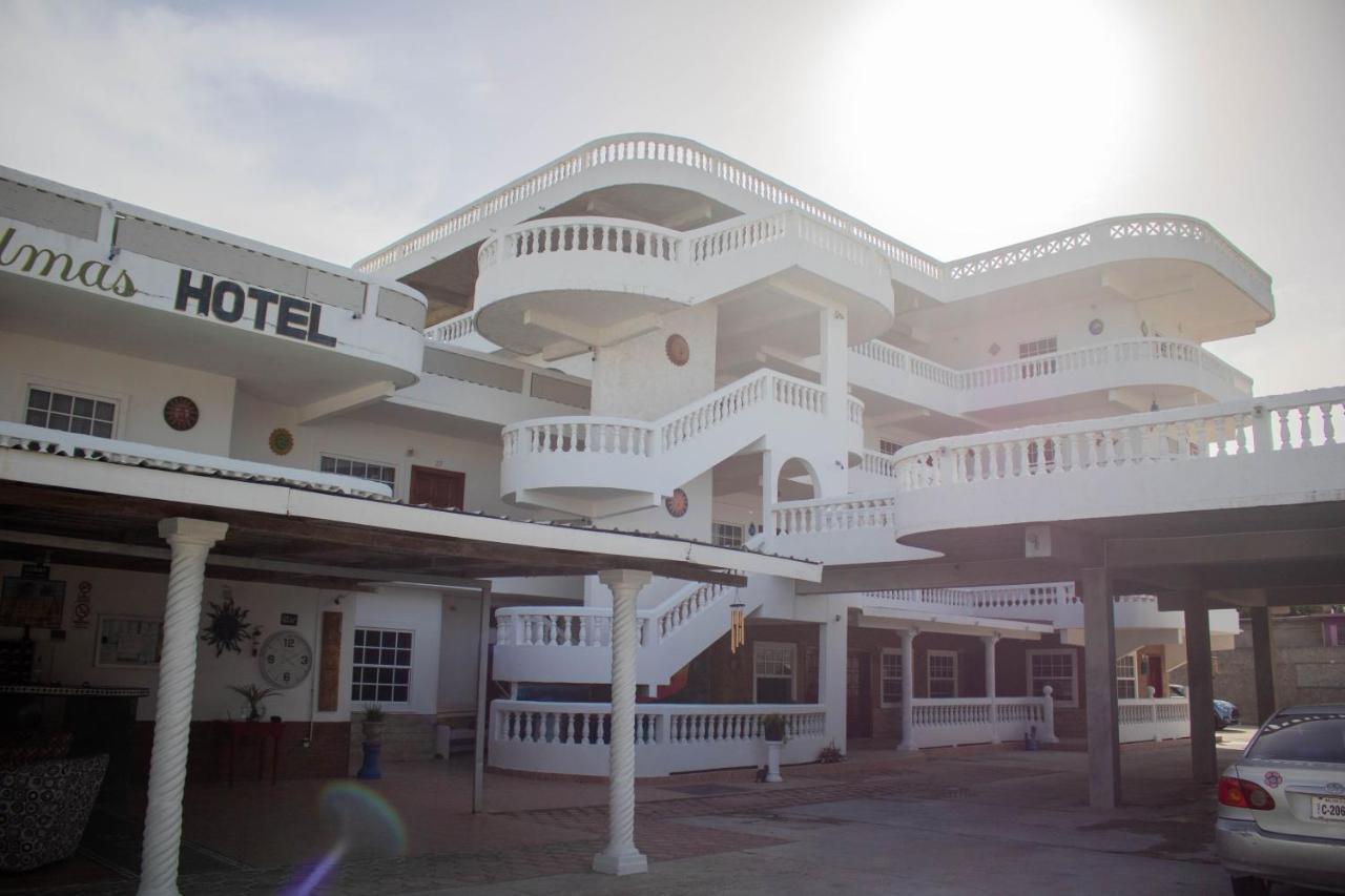 קורוזאל Las Palmas Hotel מראה חיצוני תמונה
