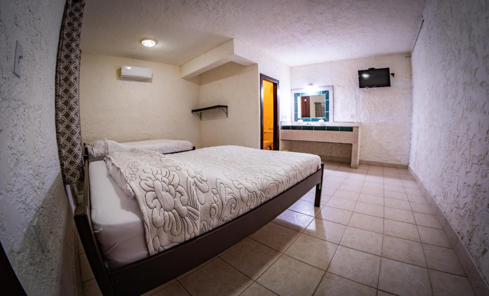 קורוזאל Las Palmas Hotel מראה חיצוני תמונה